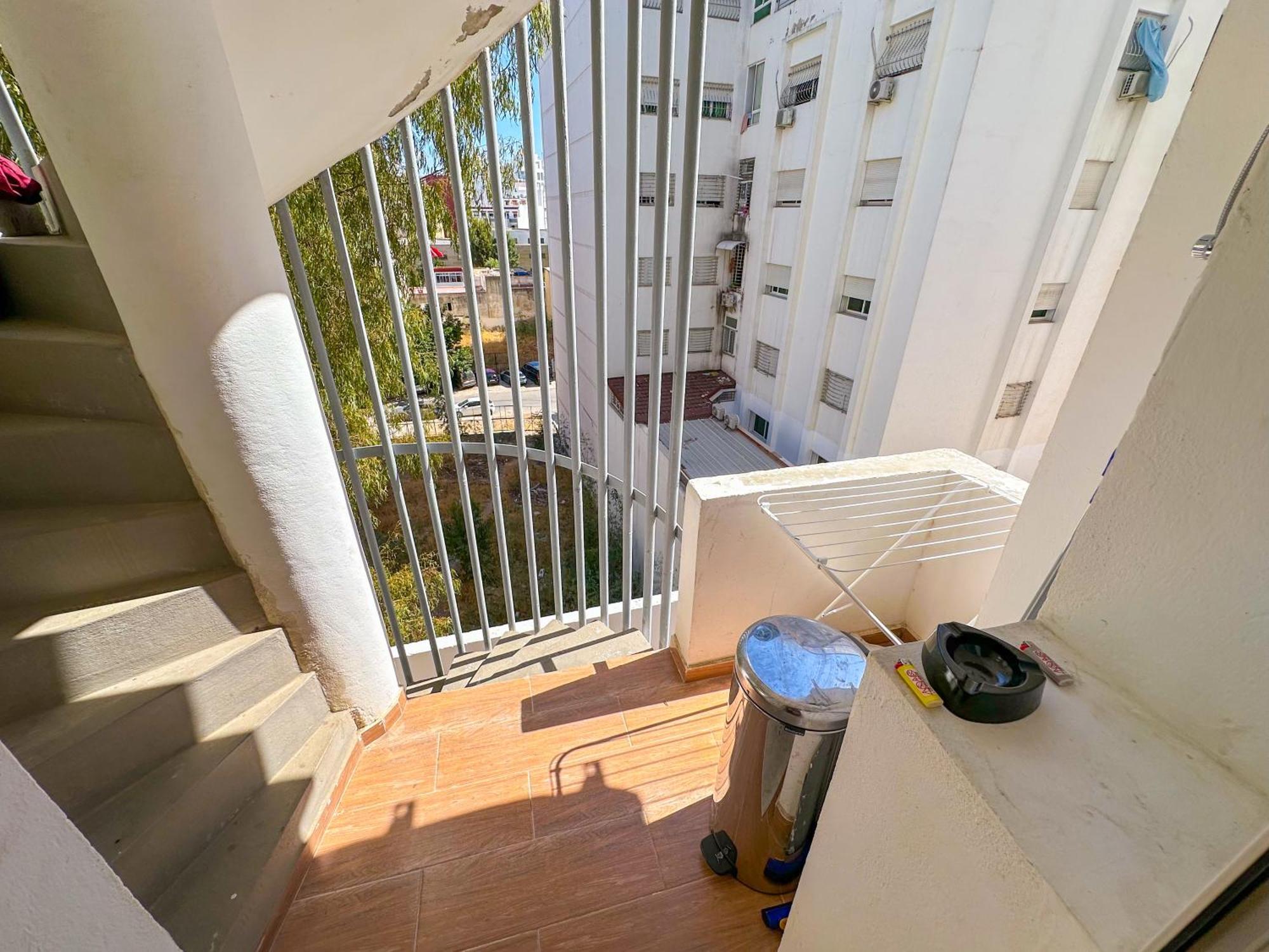Luxoria - Centric Flat, Proximity To Corniche *